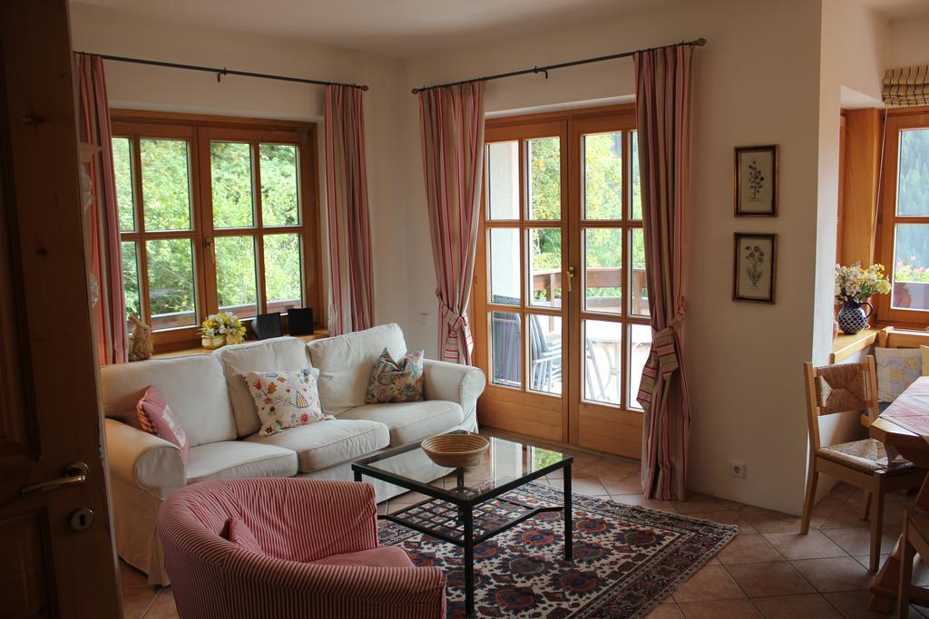 Apartments Pfeffermuehle Bad Kleinkirchheim Bilik gambar