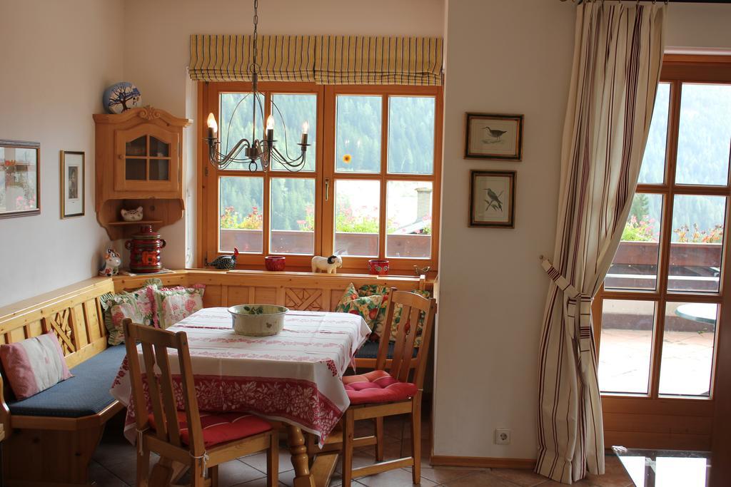 Apartments Pfeffermuehle Bad Kleinkirchheim Bilik gambar
